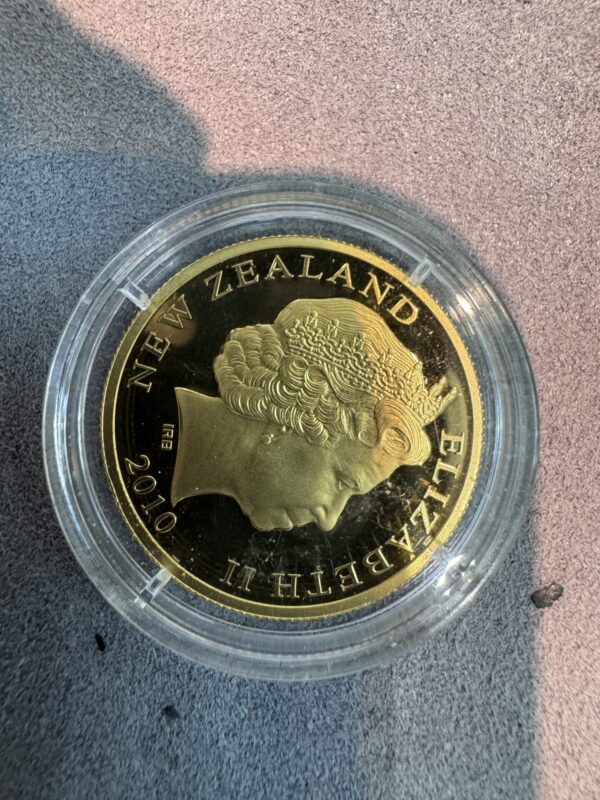 2010 Icons of New Zealand Gold Proof Coin - Image 3