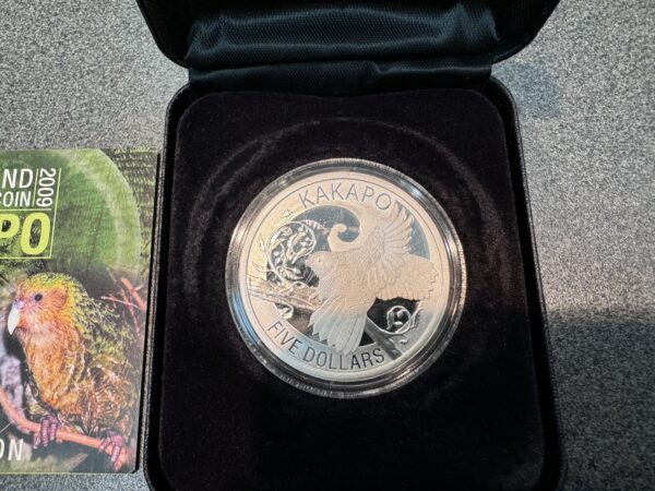 New Zealand - 2009 - 1oz Silver $5 Proof Coin - Kakapo - Image 4