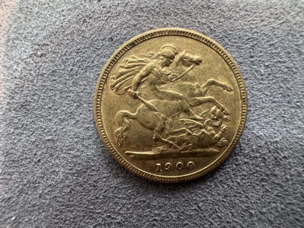 1900 Gold Half Sovereign Coin Victoria Old Head