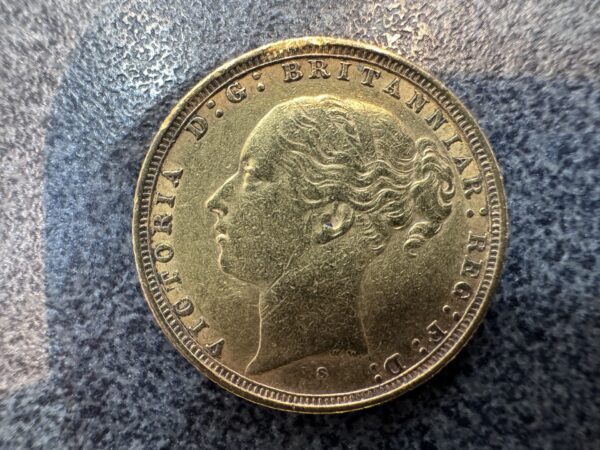 1884 Victoria Young Head Gold Full Sovereign Coin - Image 3