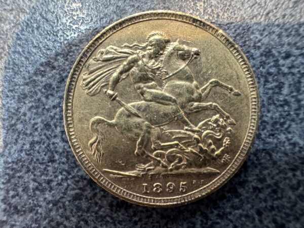 1895 Victoria Veiled Head Gold Full Sovereign coin