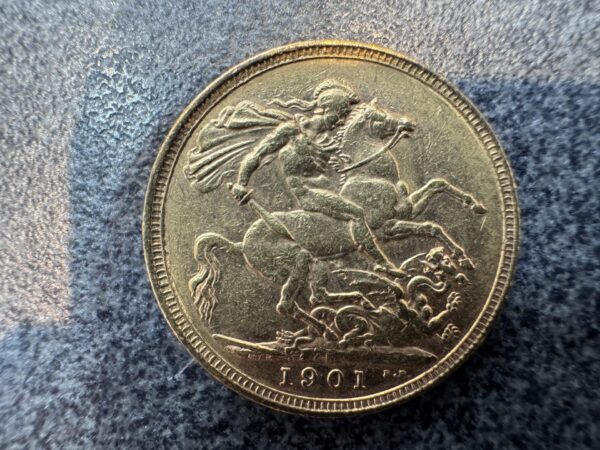 1901 Victoria Veiled Head Gold Full Sovereign coin