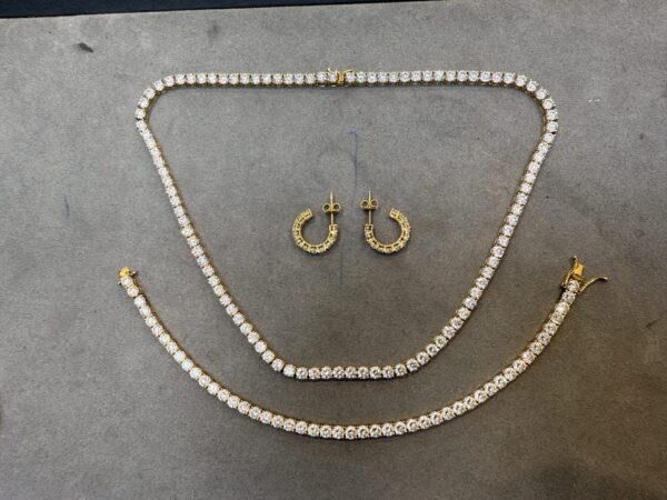 18K 18ct Gold Necklace Bracelet Earrings set 49.41g - Image 3