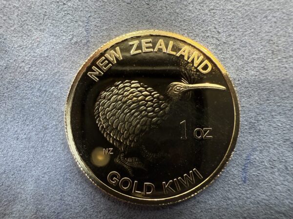 1 oz New Zealand Gold Kiwi Bullion Round - Image 4