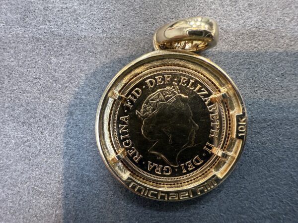 MHJ Michael Hill Full Sovereign Pendant with 0.30 Carat Diamonds in 10kt & 22kt Yellow Gold - Image 3