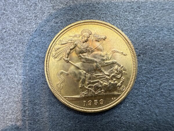1959 Queen Elizabeth II Gold Full Sovereign Coin