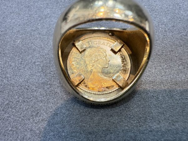 Full Sovereign Ring on 9k gold Frame 1982 Gold Full Sovereign Coin Elizabeth II - Image 6