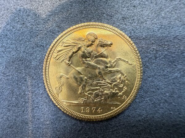 1974 Queen Elizabeth II Gold Full Sovereign Coin