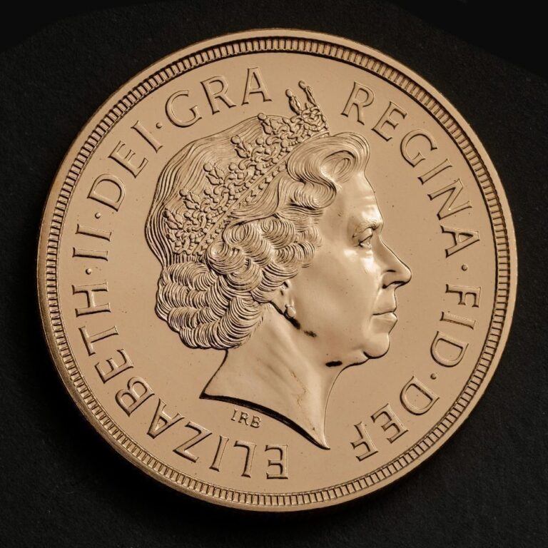 2011 Elizabeth II Double Gold Sovereign Coin